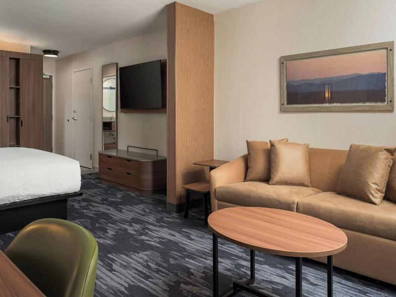 Fairfield Inn Suites Huntsville Madison image
