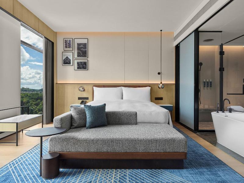 Four Points By Sheraton Guiyang Huaxi Park image