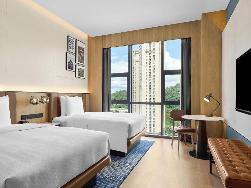 Four Points By Sheraton Guiyang Huaxi Park image