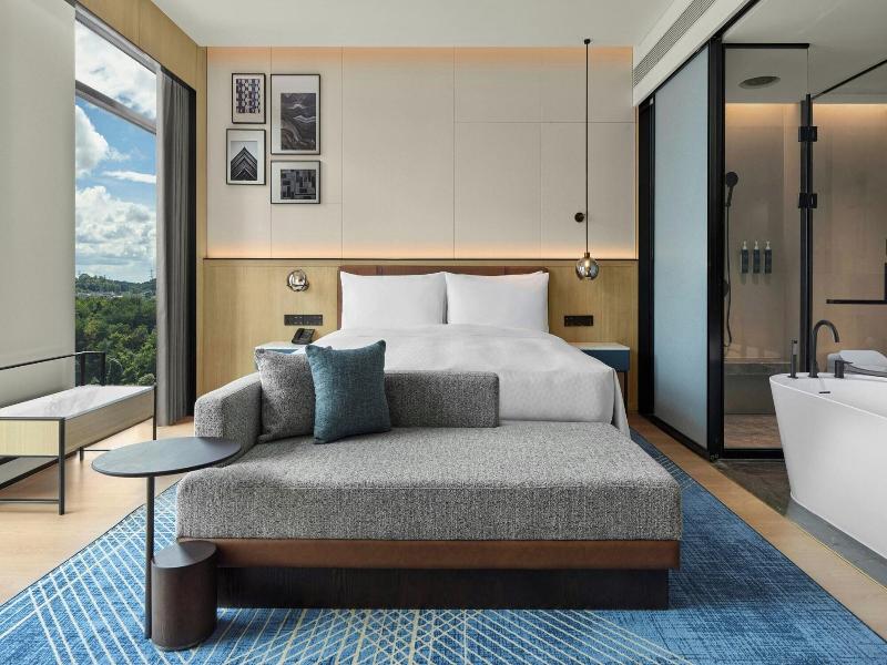 Four Points By Sheraton Guiyang Huaxi Park image