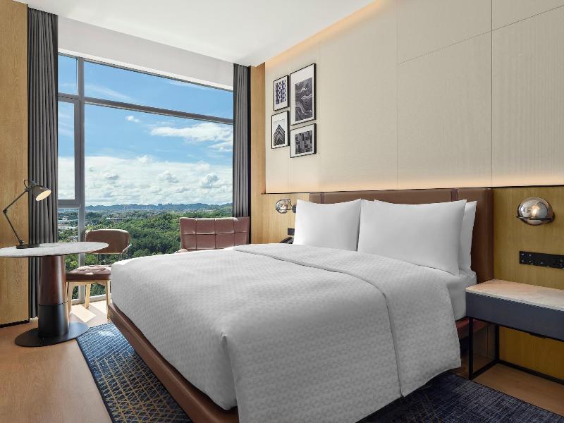 Four Points By Sheraton Guiyang Huaxi Park image
