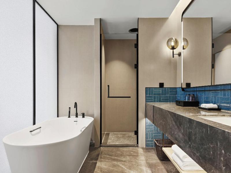 Four Points By Sheraton Guiyang Huaxi Park image