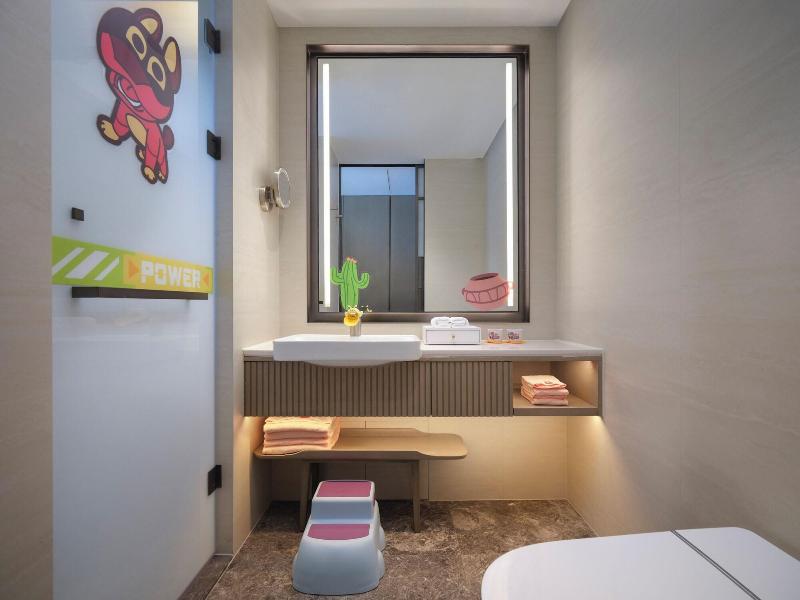 Courtyard By Marriott Korla image