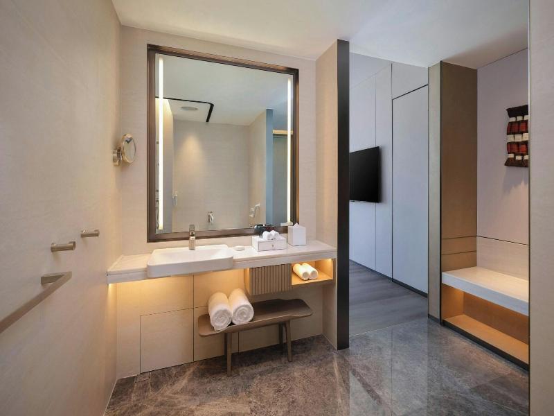 Courtyard By Marriott Korla image