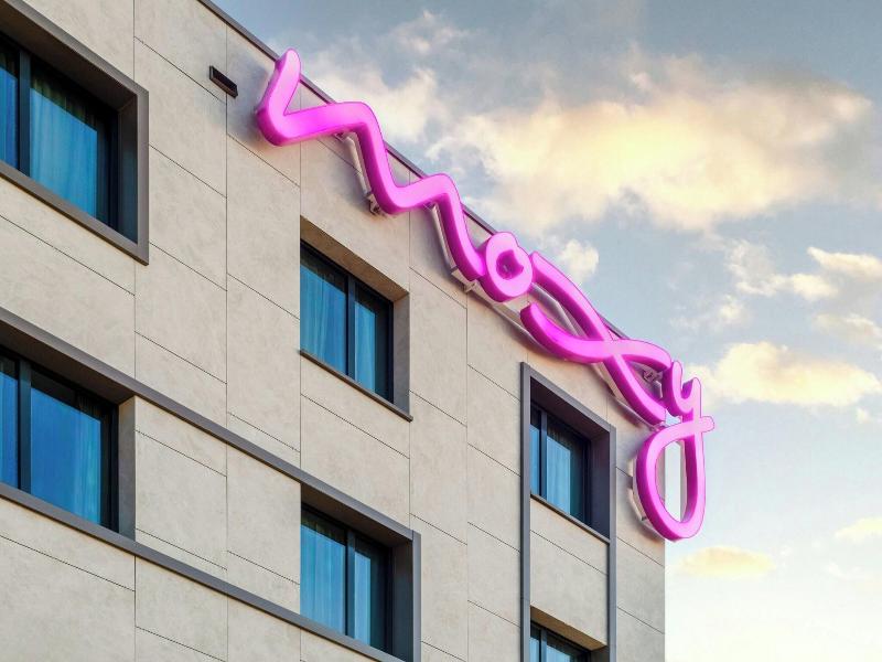 Moxy Verona image
