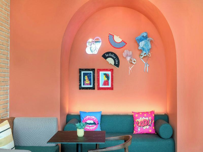Moxy Verona image