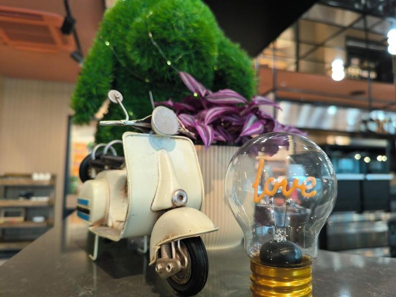 Moxy Verona image
