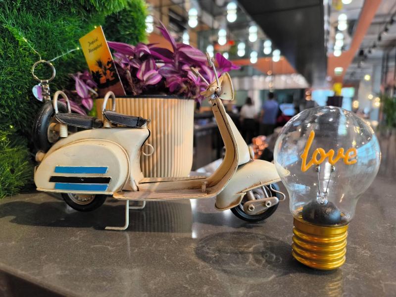 Moxy Verona image