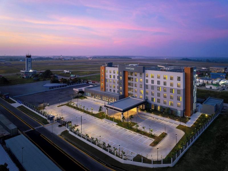 Courtyard Cheddi Jagan International Airport Gu 3