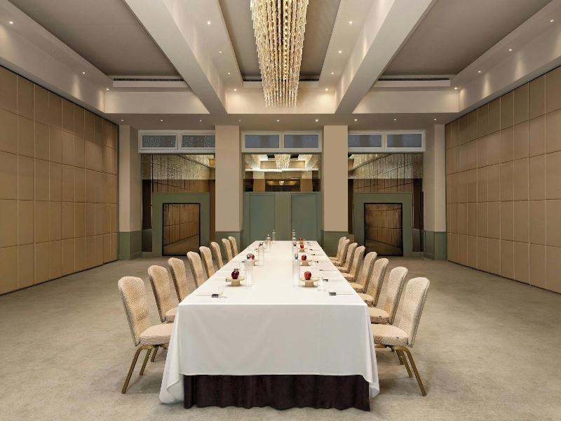 Montcalm Mayfair, Autograph Collection image