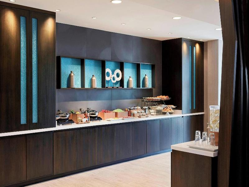 Springhill Suites By Marriott High Point Downtow image