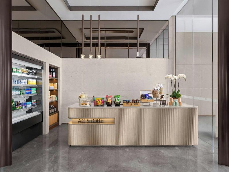 Ac Hotel By Marriott Manila image