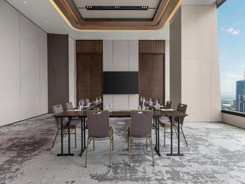 Ac Hotel By Marriott Manila image