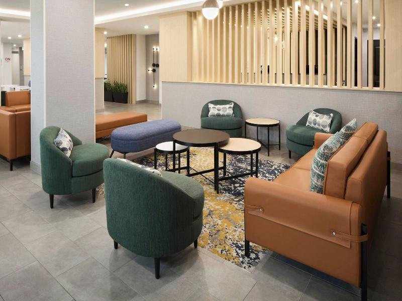 Towneplace Suites By Marriott Montreal Airport