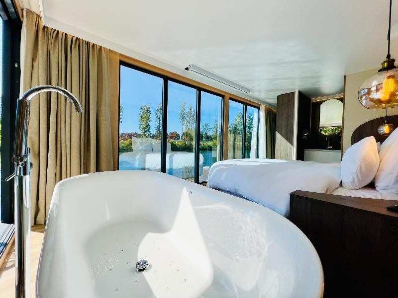 Royale Escale Torcy image