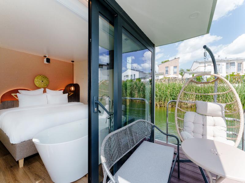 Royale Escale Torcy image