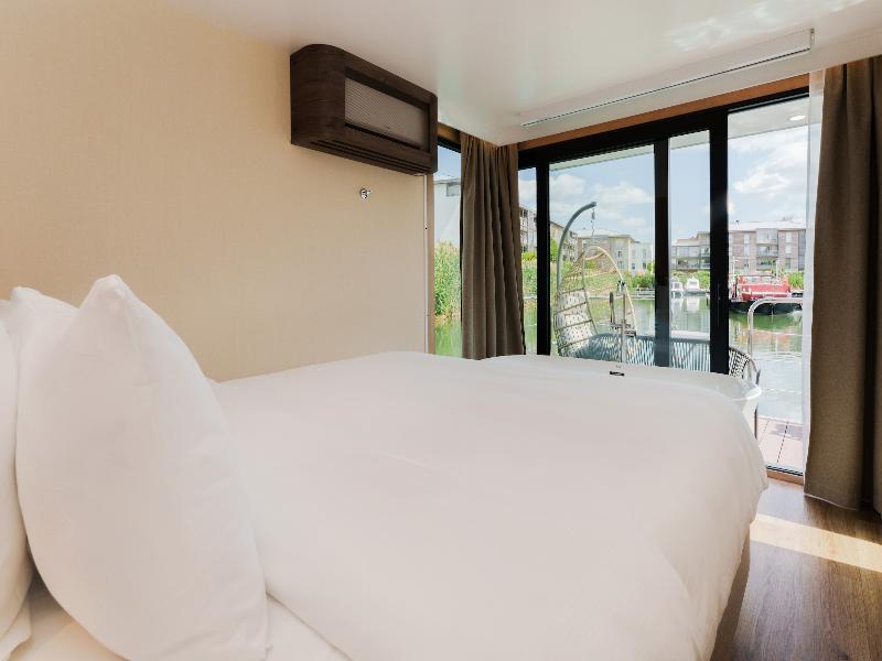 Royale Escale Torcy image