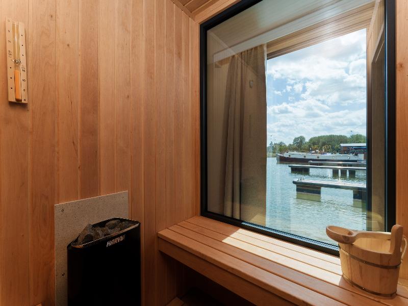 Royale Escale Torcy image
