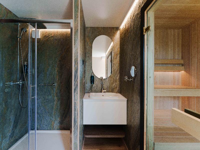 Royale Escale Torcy image