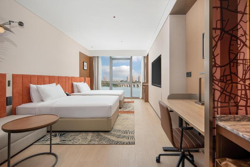Hilton Garden Inn Wuhu Economic Tech Zone image