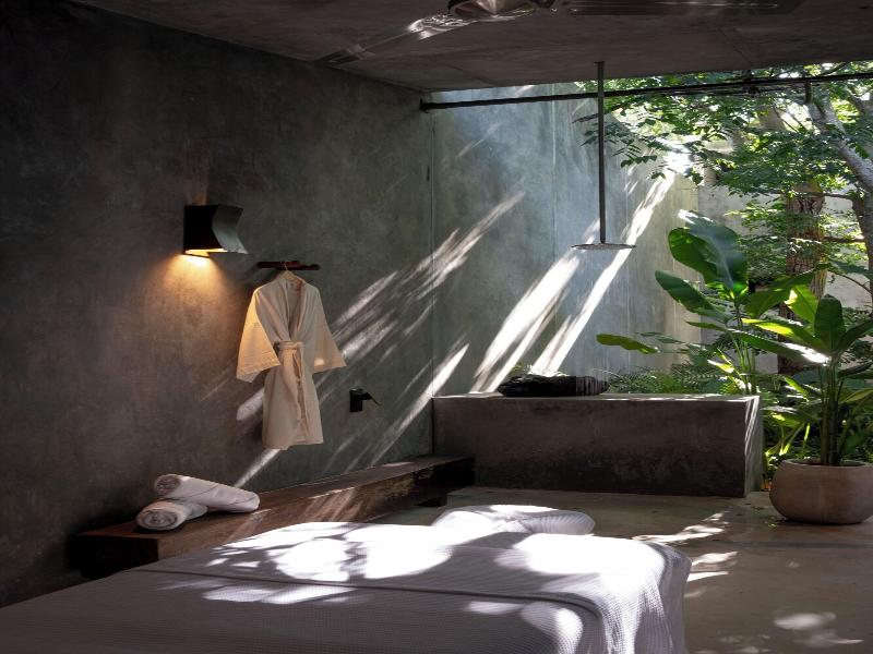 Basico Pixoy Hotel image