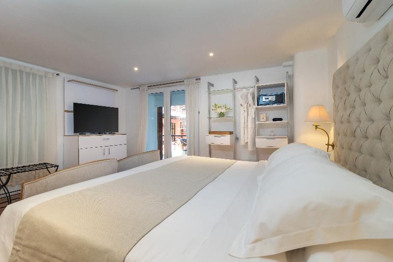 El Marques Hotel Boutique By GEH Suites image