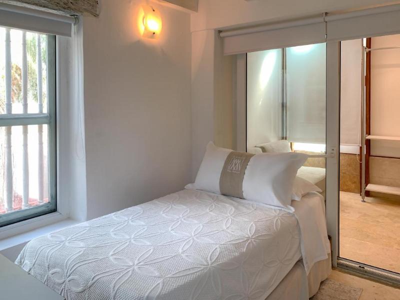 El Marques Hotel Boutique By GEH Suites image