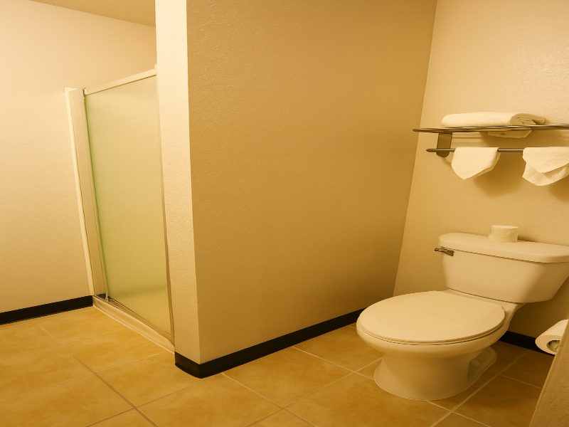 Royal Inn & Suites Milaca image 10