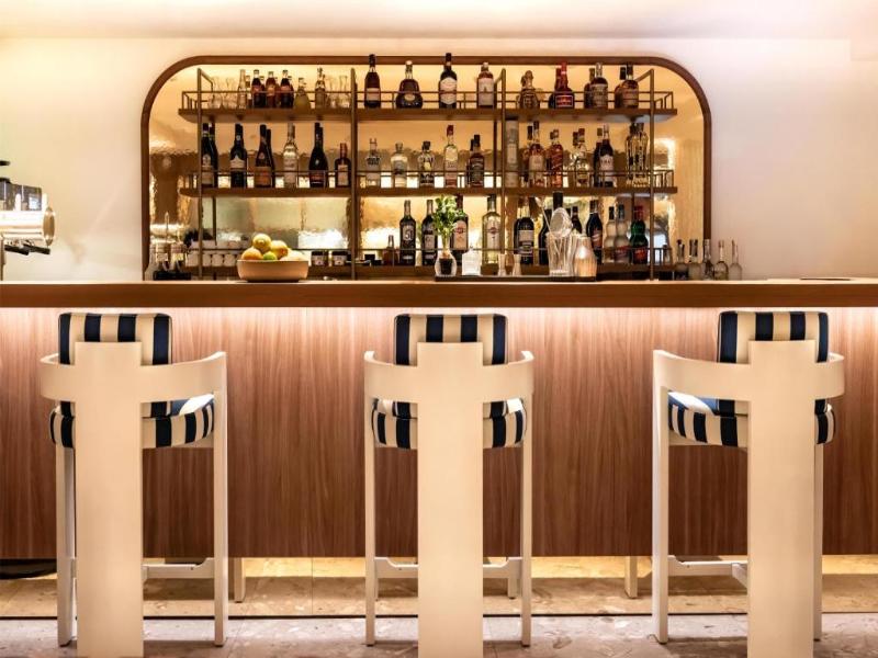 Hotel Ventura Saint-Tropez, Tapestry Collection image