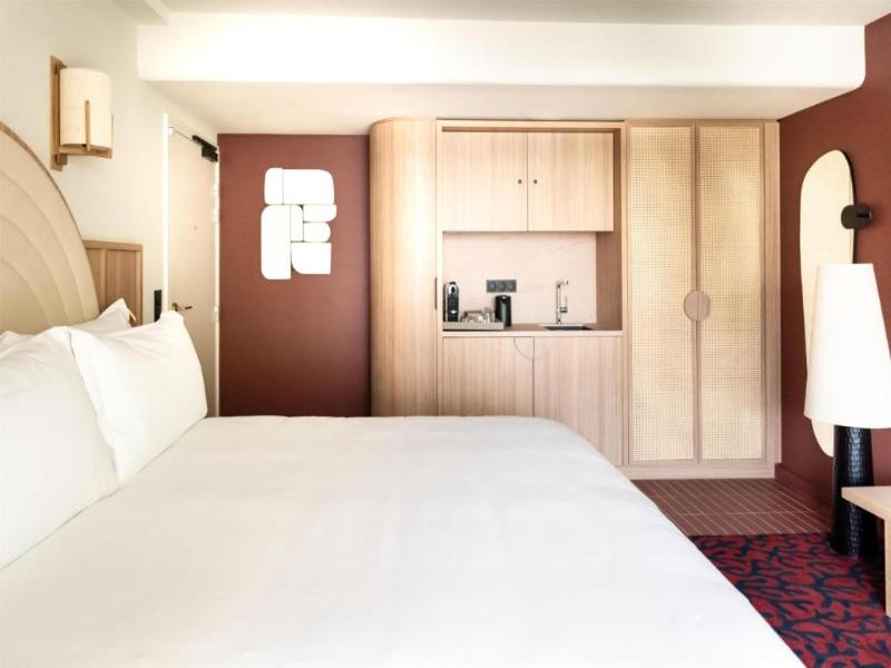 Hotel Ventura Saint-Tropez, Tapestry Collection image