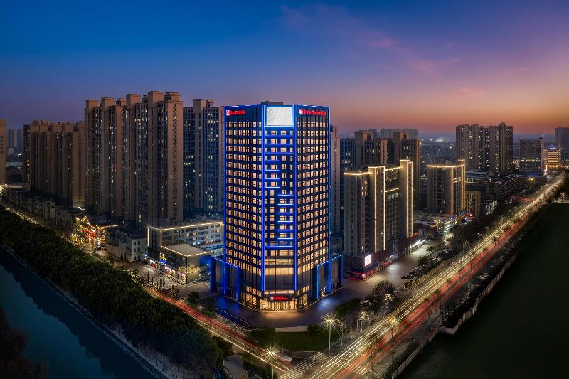 Hilton Garden Inn Jingzhou Shashi image