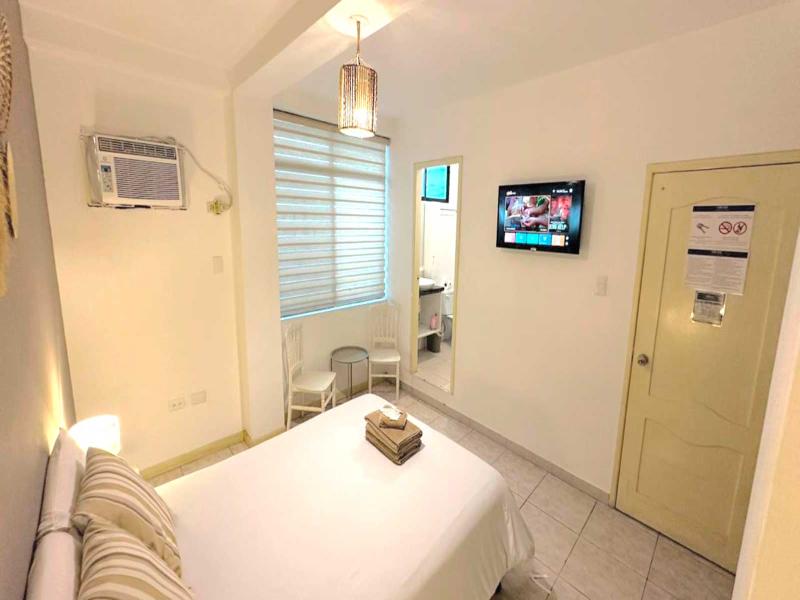 Park View Hostel & Suites