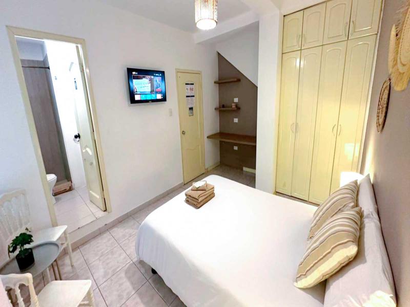 Park View Hostel & Suites