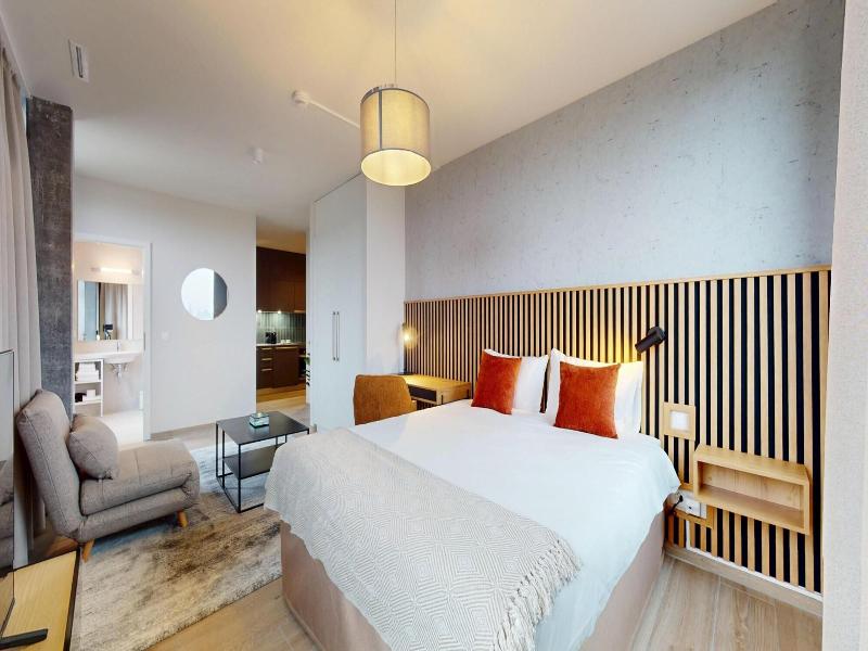Nonanteneuf Appart-hotel Etang image