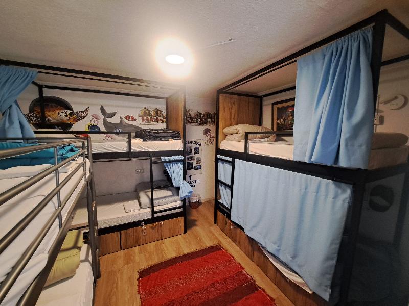 Hostal Cascabel image