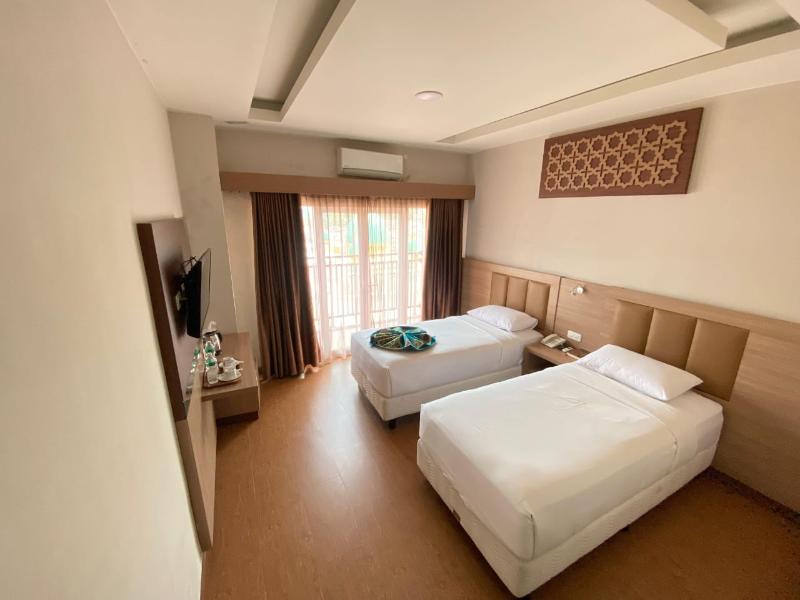 Grand Bunda Hotel Syariah Bukittinggi Pba image
