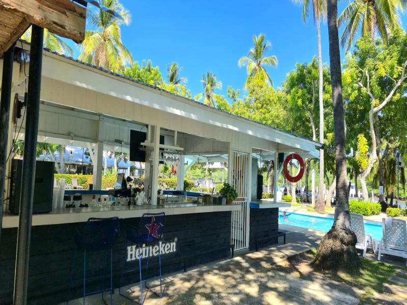 Puerto Azul Hotel Y Club Nautico image