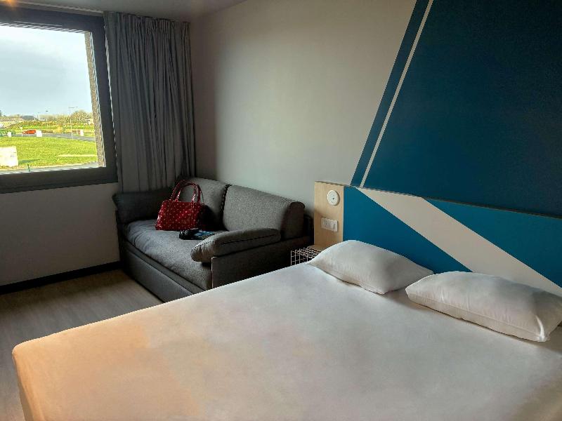 Ibis Budget Pontorson Baie Du Mont-saint-michel image