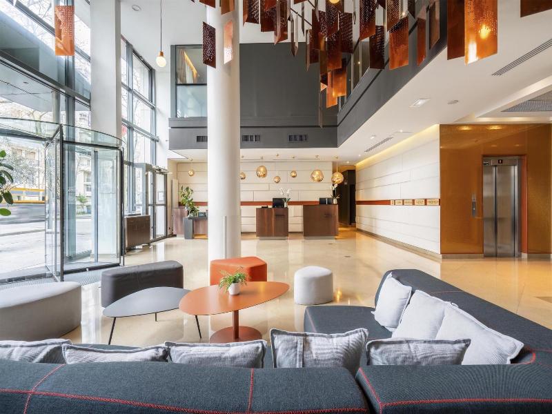 Doubletree By Hilton Paris Boulogne image