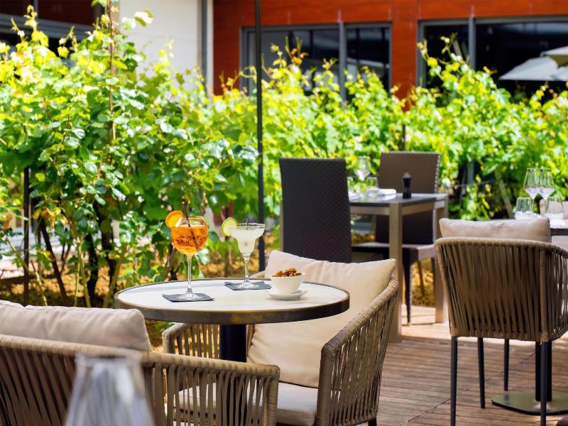 Doubletree By Hilton Paris Boulogne image