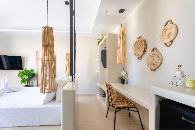 Evmaria Suites image