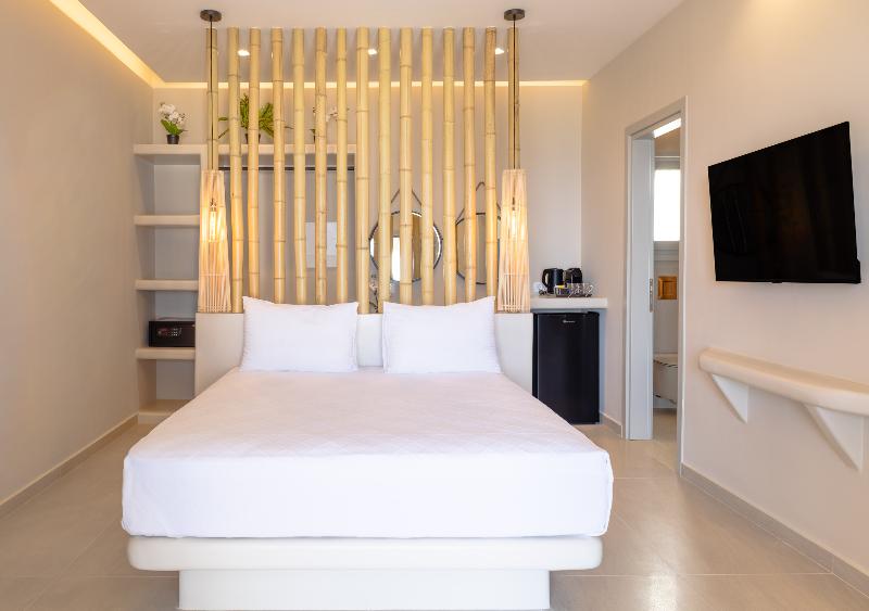 Evmaria Suites image