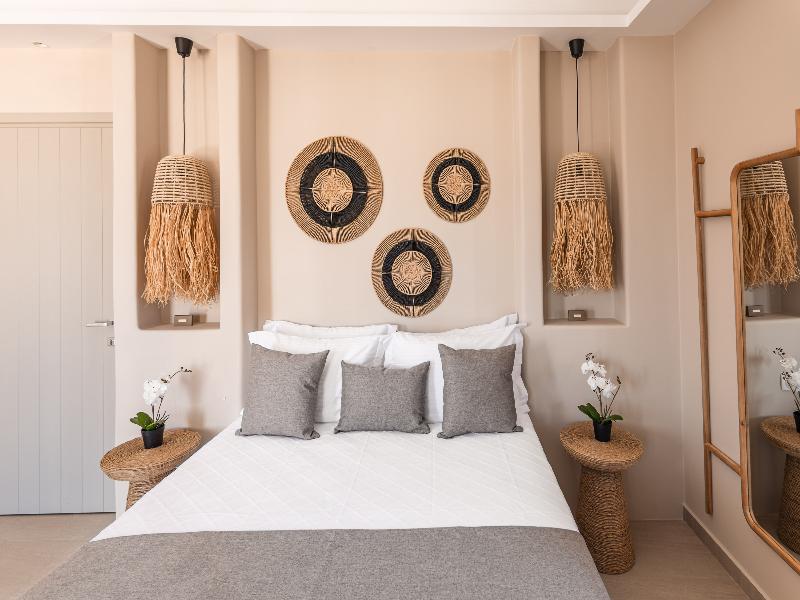 Evmaria Suites image