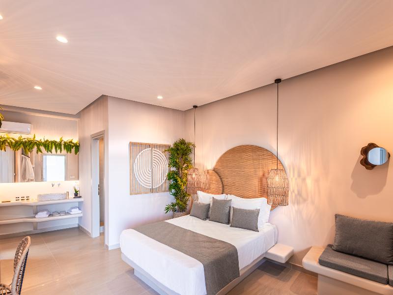 Evmaria Suites image