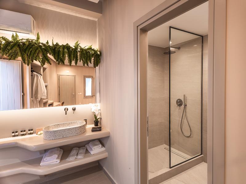 Evmaria Suites image