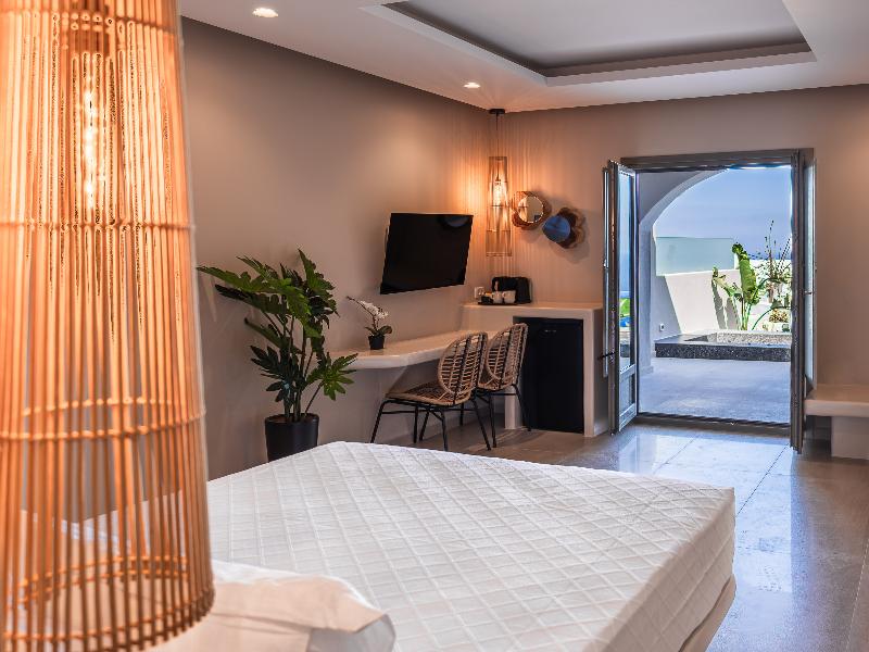 Evmaria Suites image