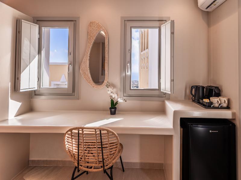 Evmaria Suites image