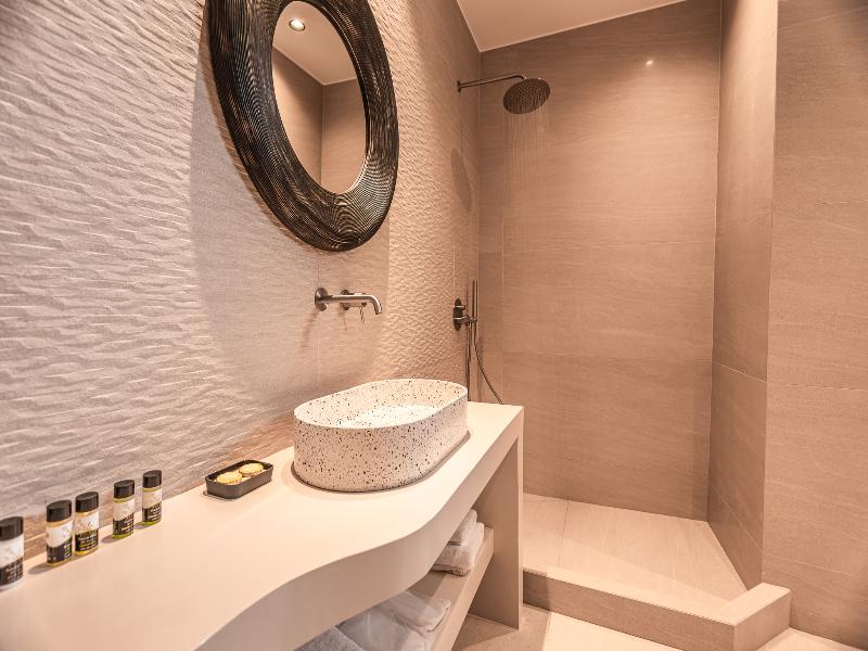 Evmaria Suites image