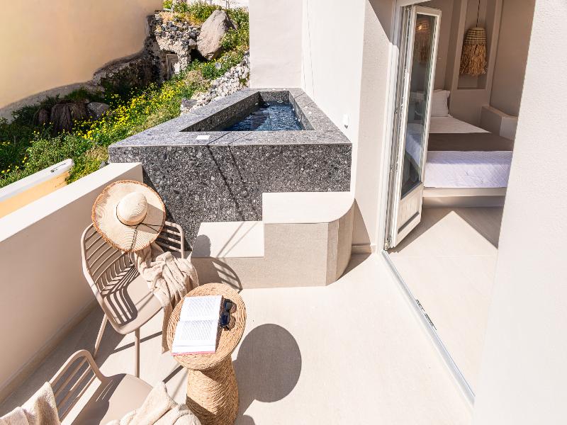 Evmaria Suites image