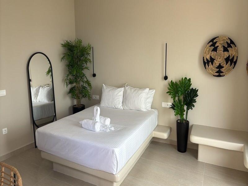 Evmaria Suites image